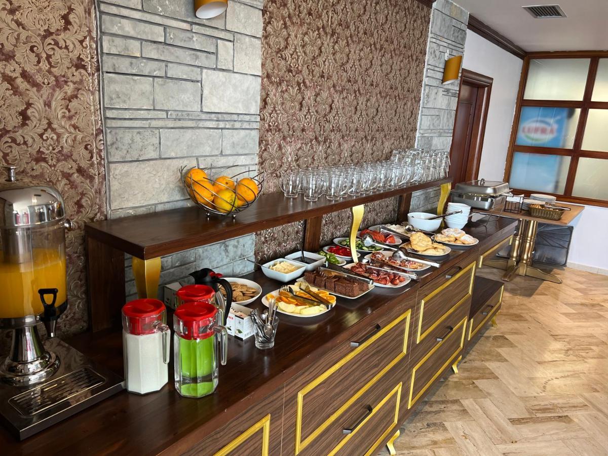 Monte Cristo Hotel With Rooftop Pool Саранде Екстериор снимка