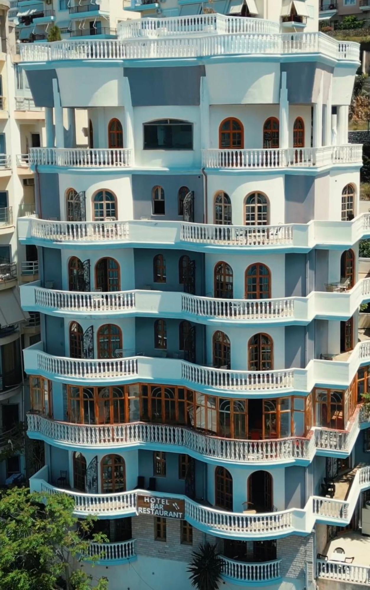 Monte Cristo Hotel With Rooftop Pool Саранде Екстериор снимка
