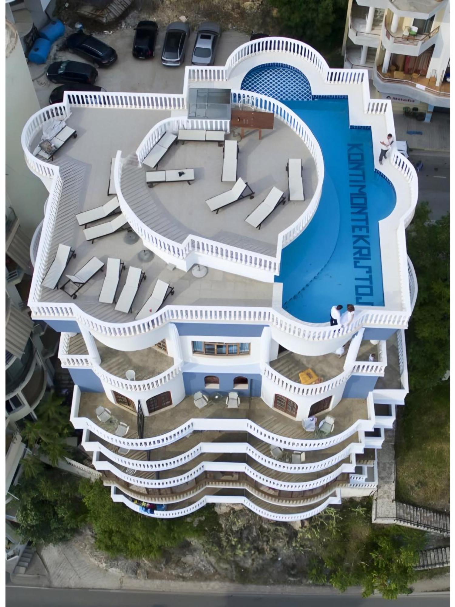 Monte Cristo Hotel With Rooftop Pool Саранде Екстериор снимка