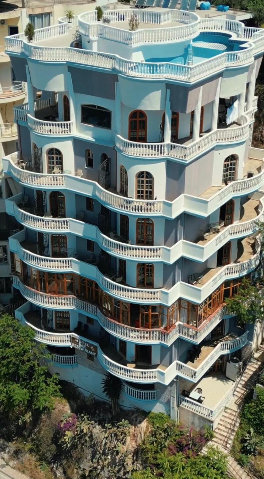 Monte Cristo Hotel With Rooftop Pool Саранде Екстериор снимка