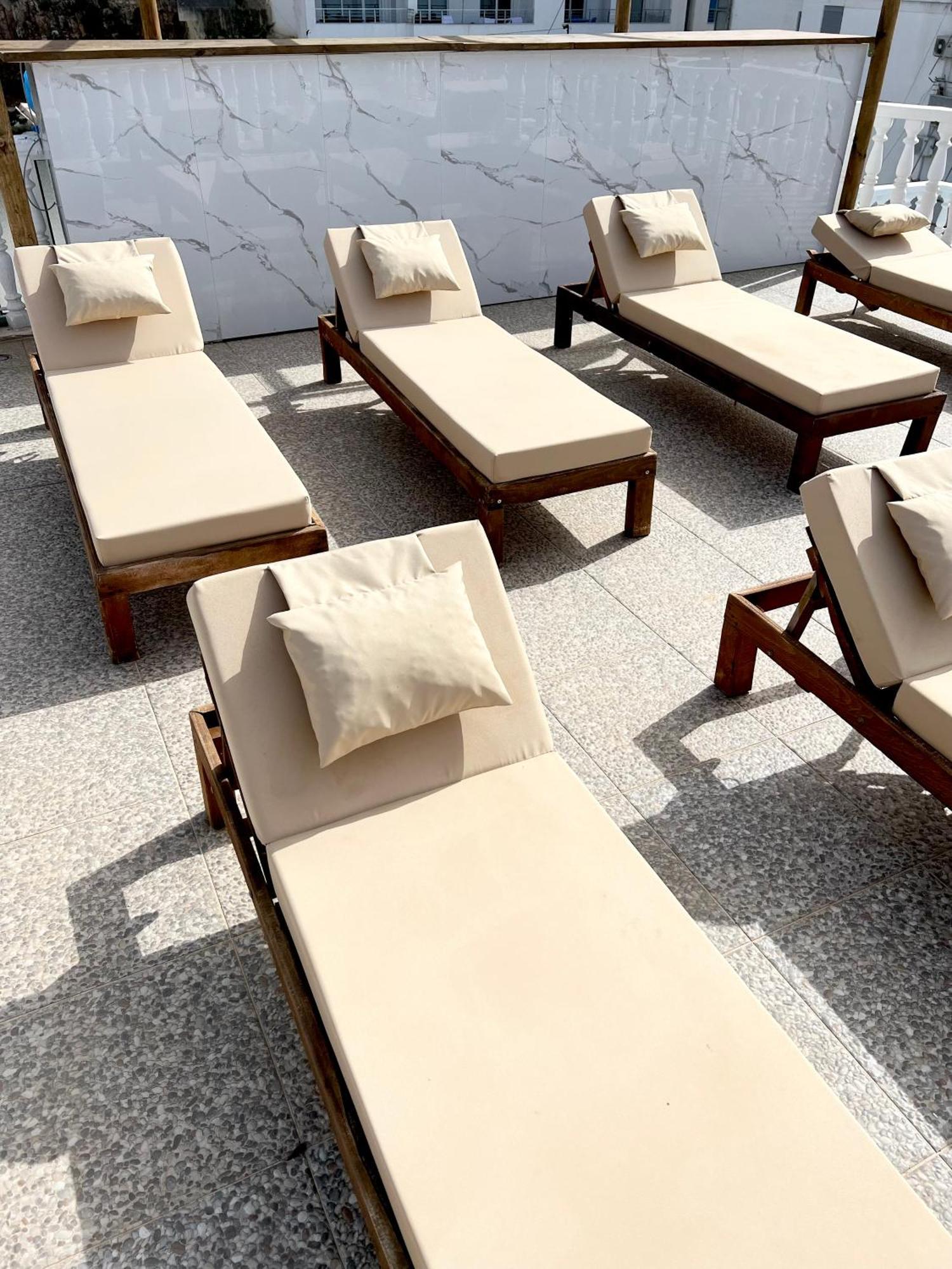 Monte Cristo Hotel With Rooftop Pool Саранде Екстериор снимка